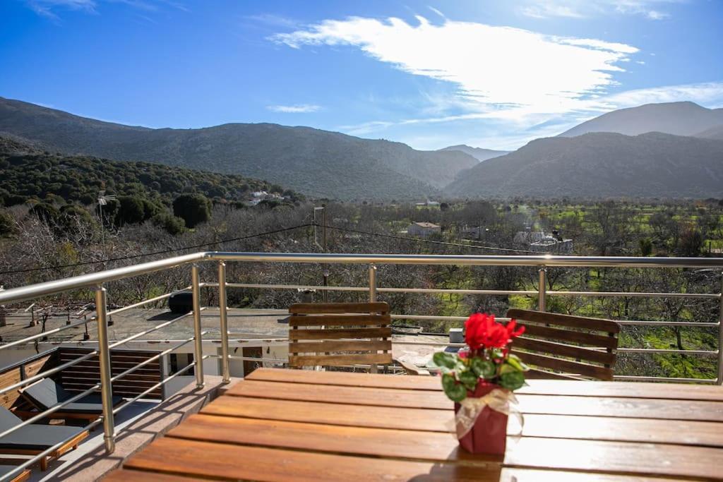 Lasithi Luxury Villa Mesa Lasithi Exteriör bild